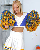 blonde teen cheerleader text sex